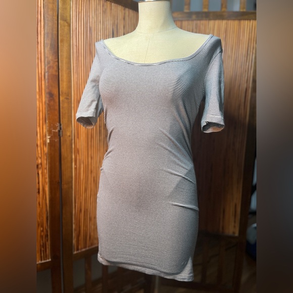 obey shirt dress HOW TO STYLE A T-SHIRT DRESS